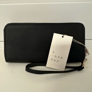 ⭐️A NEW DAY PLAIN BLACK WALLET⭐️